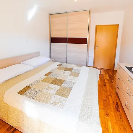 Rajic Apartment Split